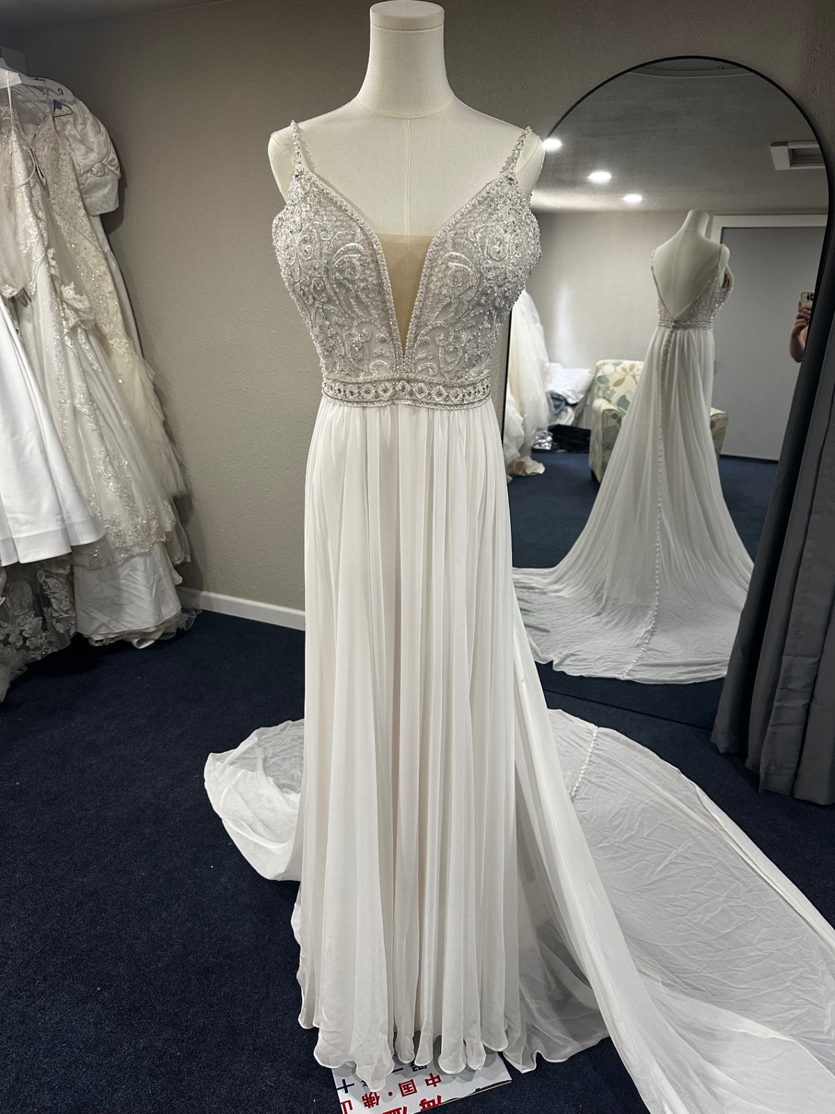 Allure bridal Wedding Dress 8