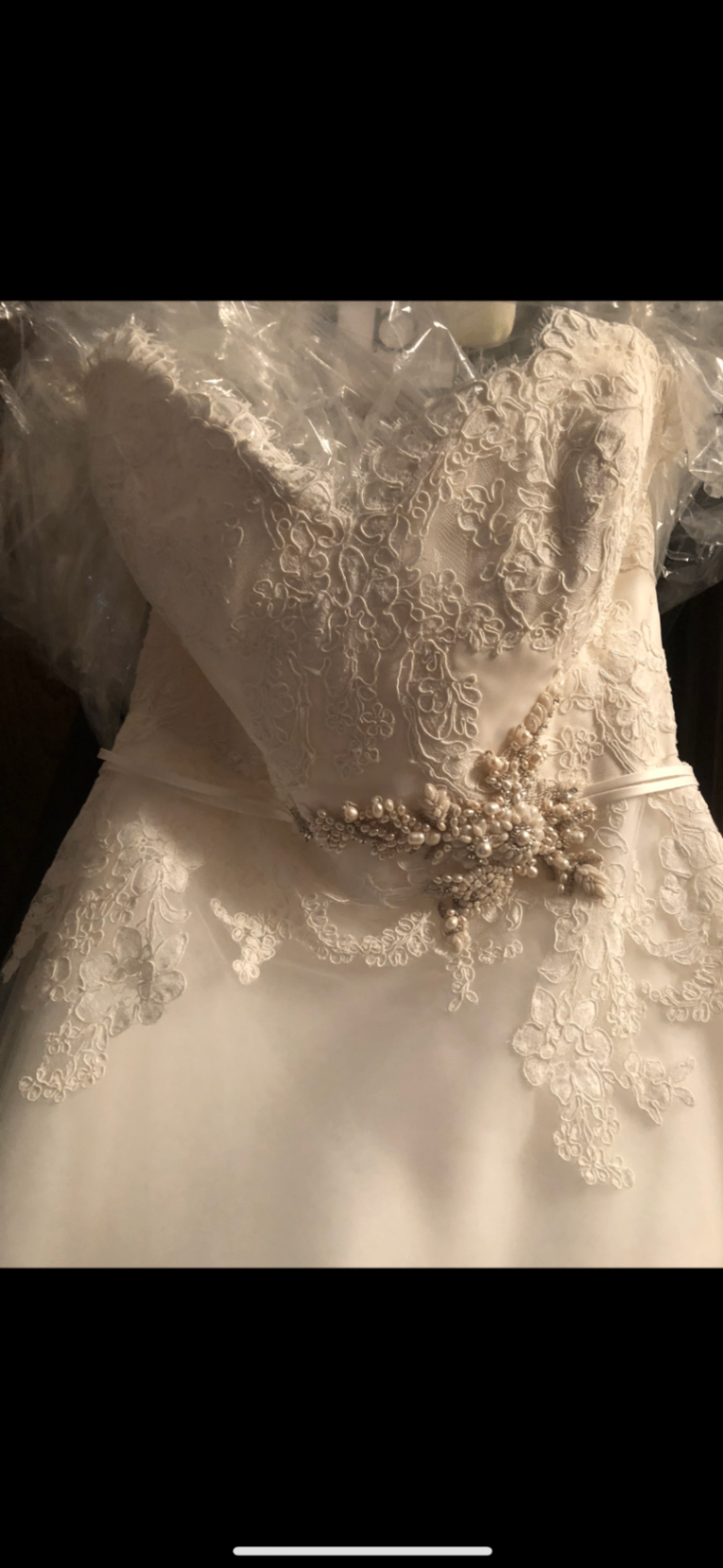  Lozaro Wedding Dress 18