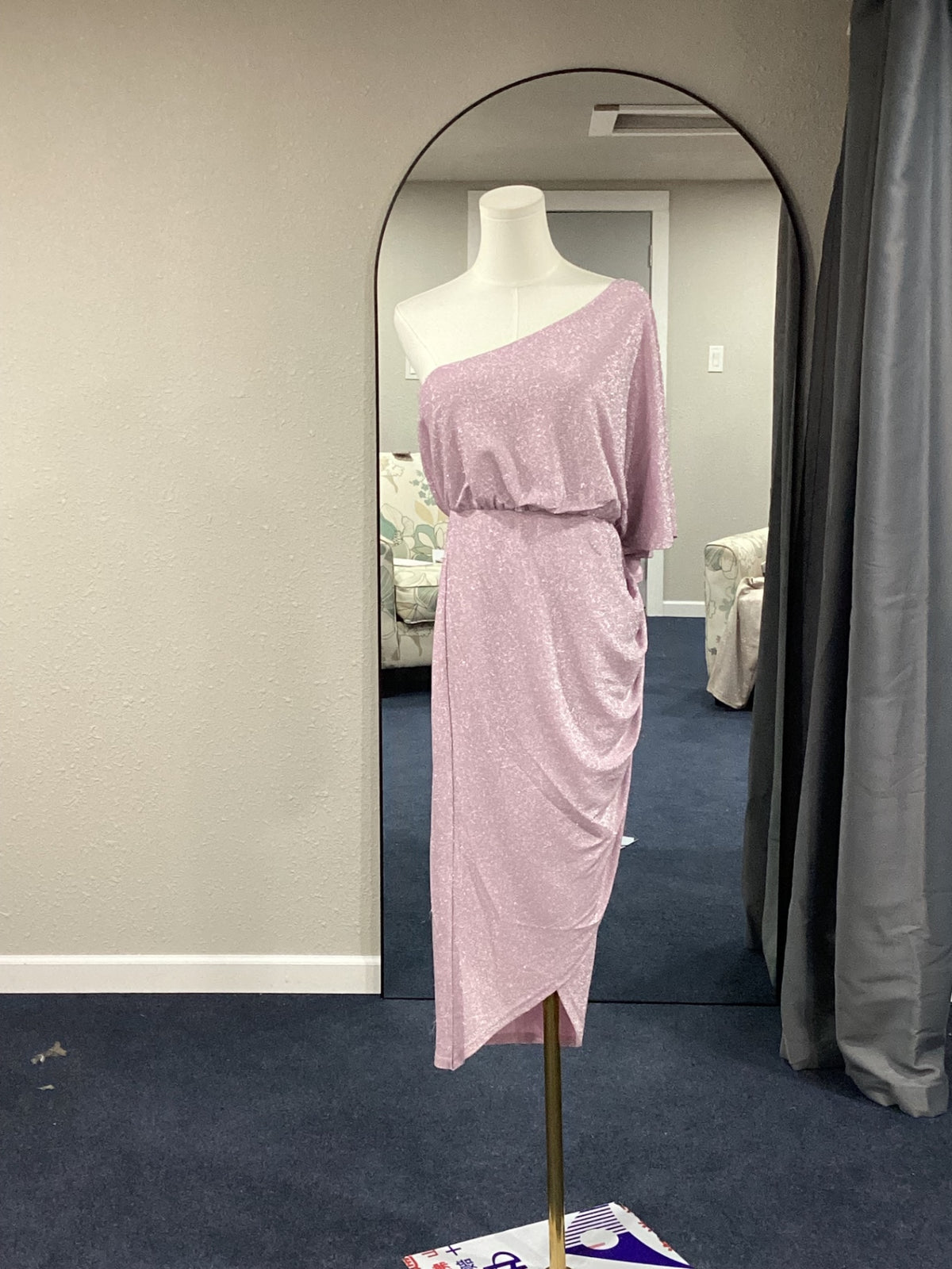 Main strip Evening Gown Large Pink
