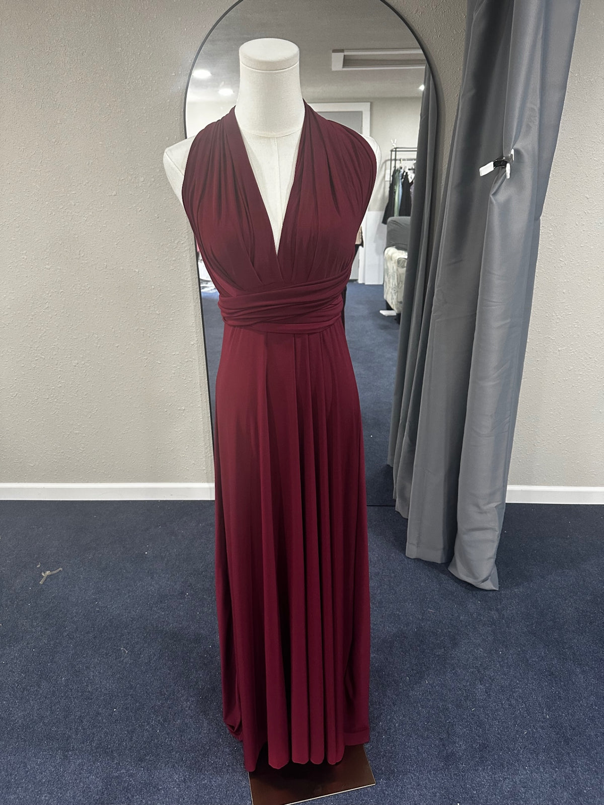 Von vonni Evening Gown One size fits all Burgundy