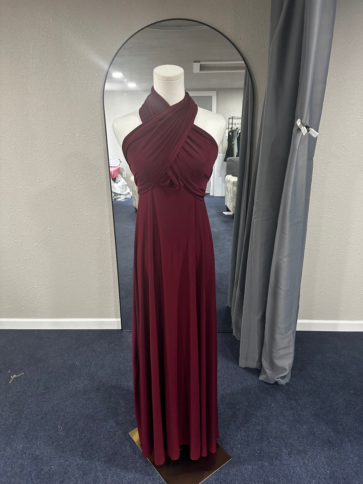 Von vonni Evening Gown One size fits all Burgundy