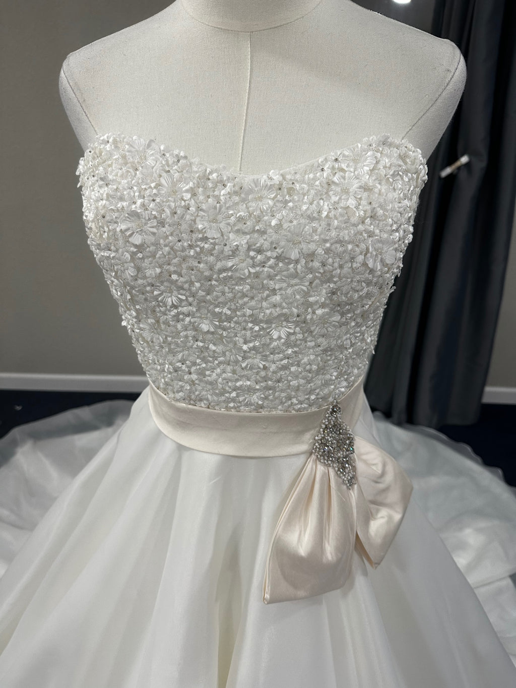 Justin Alexander Wedding Dress 12 White