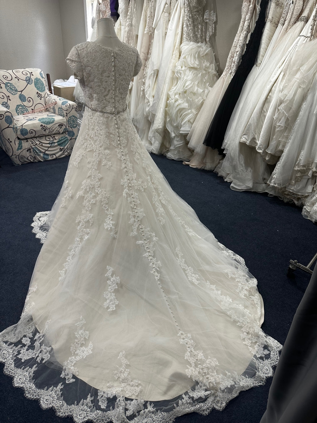 Symphony of venus Wedding Dress 16 White