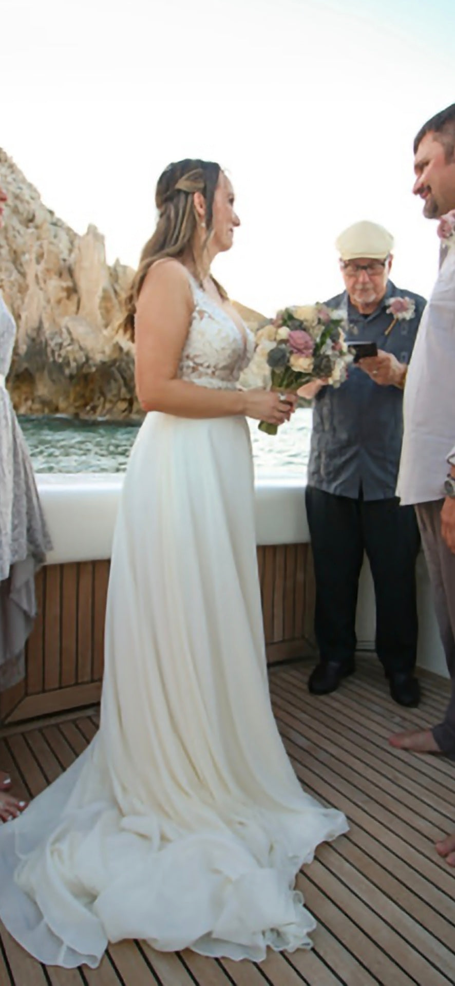 David’s bridal Wedding Dress 4 Ivory