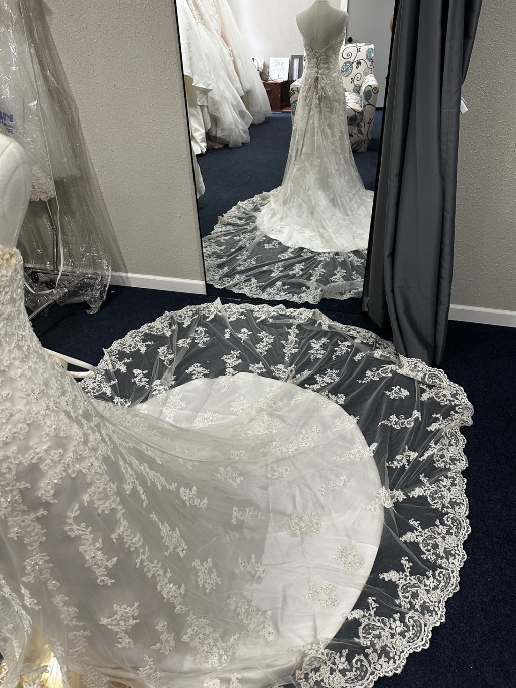 Maggie Sottero Wedding Dress 10 Ivory/Beige