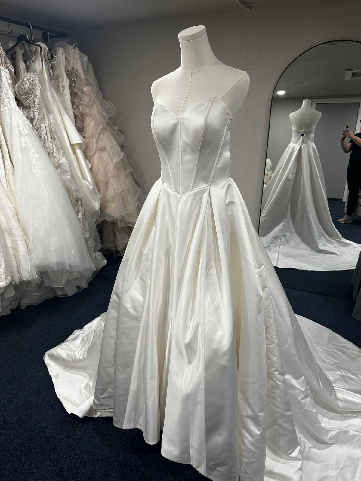 Essence of Australia Wedding Dress 12 Ivory or White