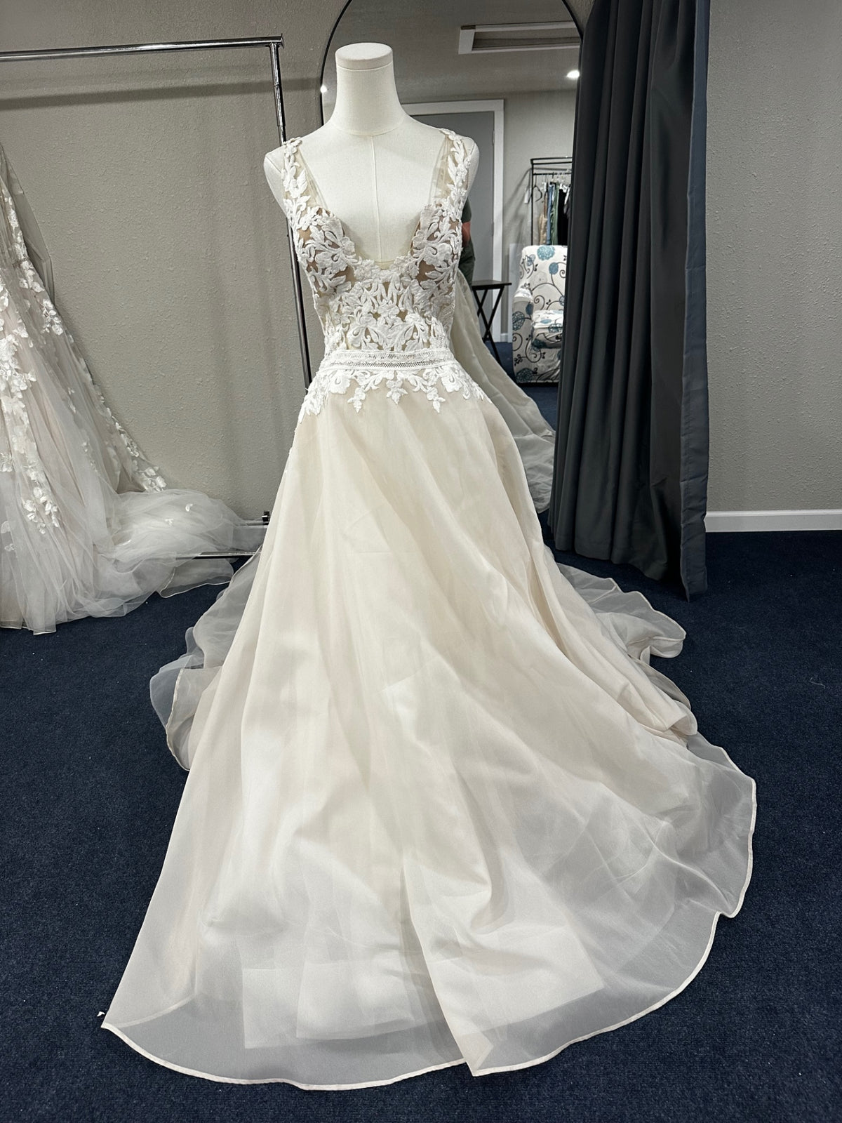 Enzoani Wedding Dress 14 Ivory