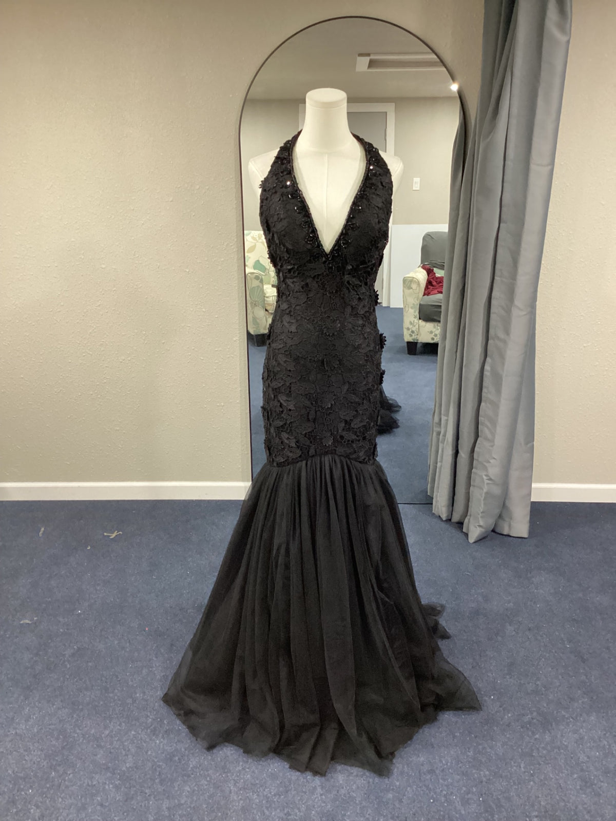Mac Duggal 10 Black