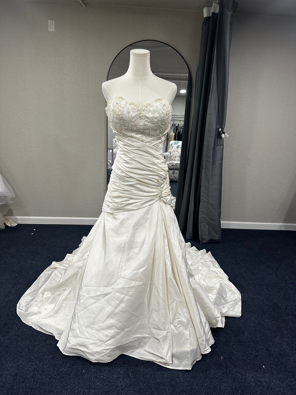 Ella Rosa 10 Ivory/White