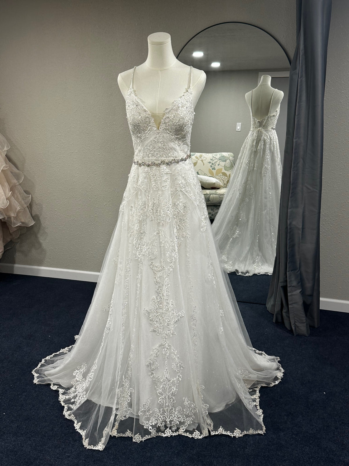 Oleg Cassini 6 White