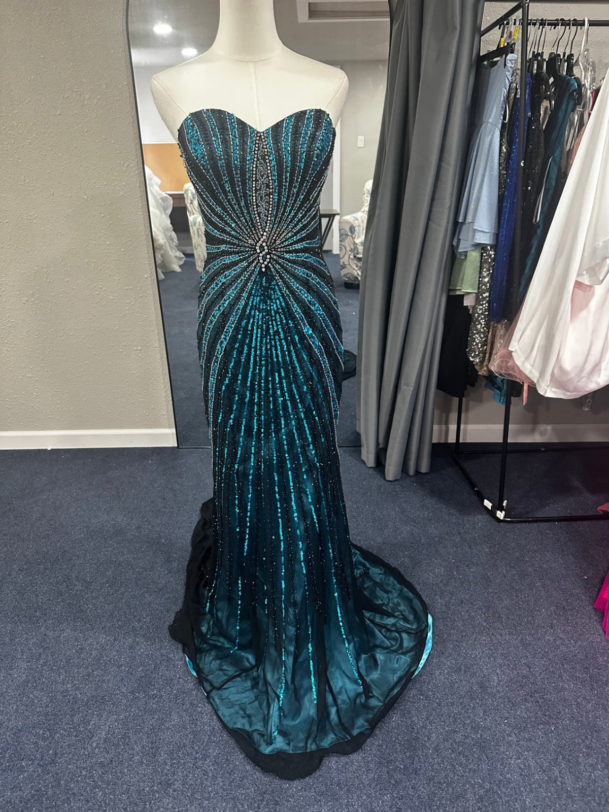 Alyce Paris Size 6 Black and teal
