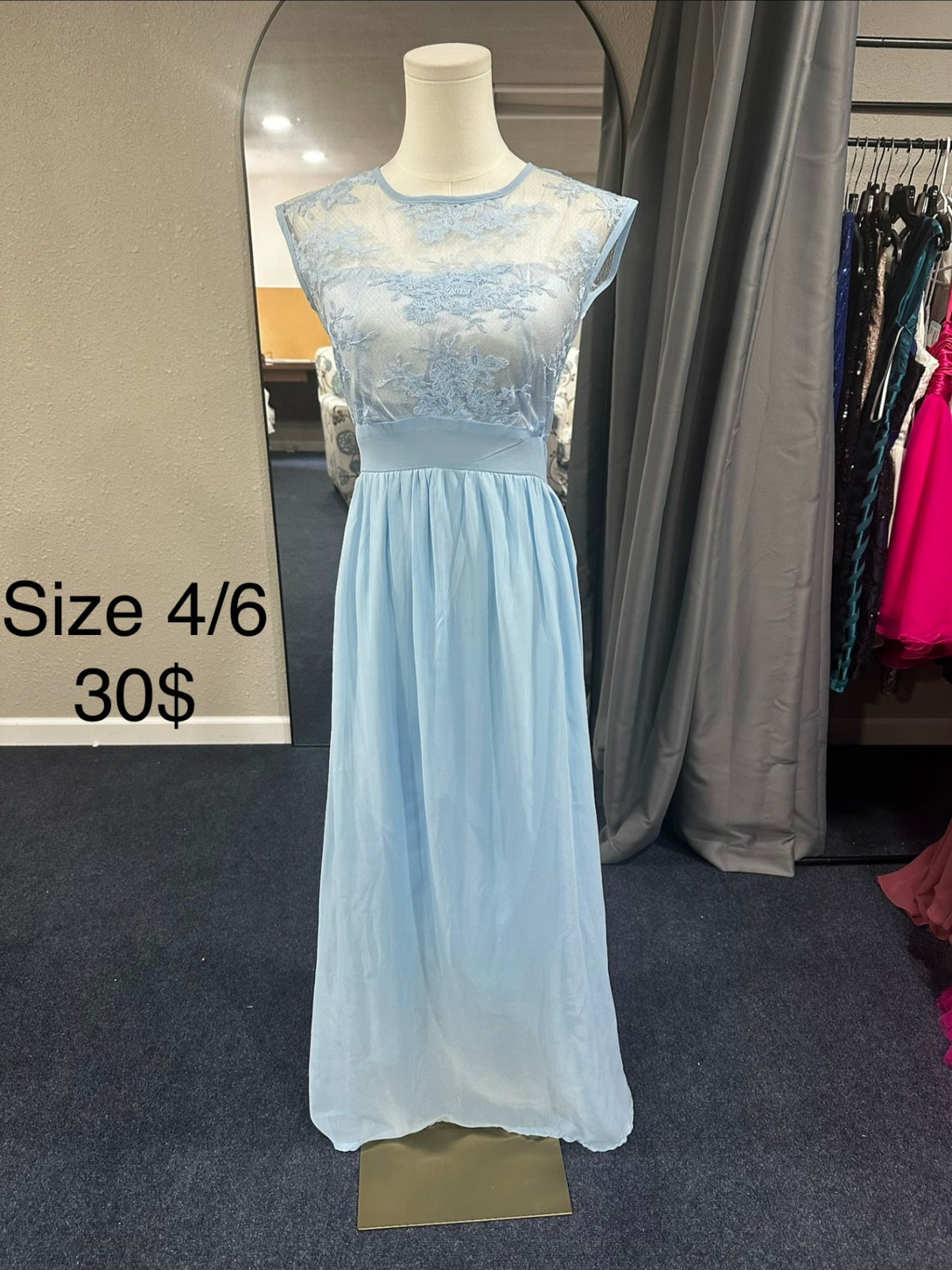 Size 4/6 Light blue