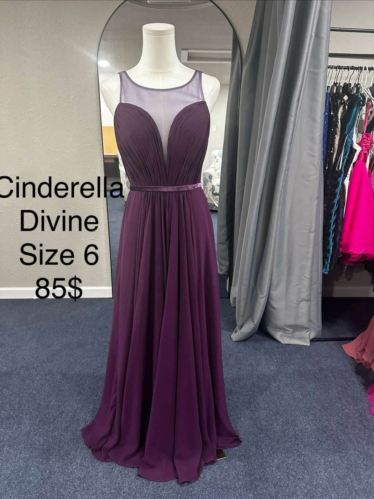 Cinderella Divine Size 6 Purple
