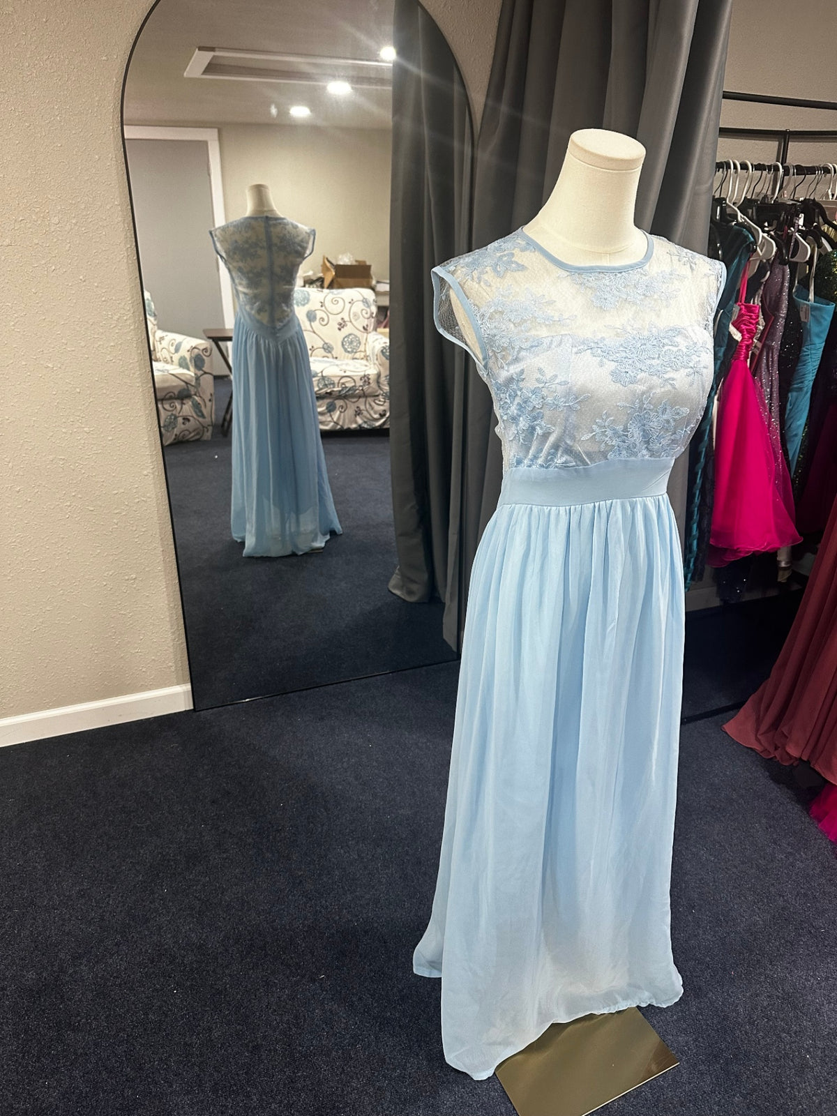 Size 4/6 Light blue